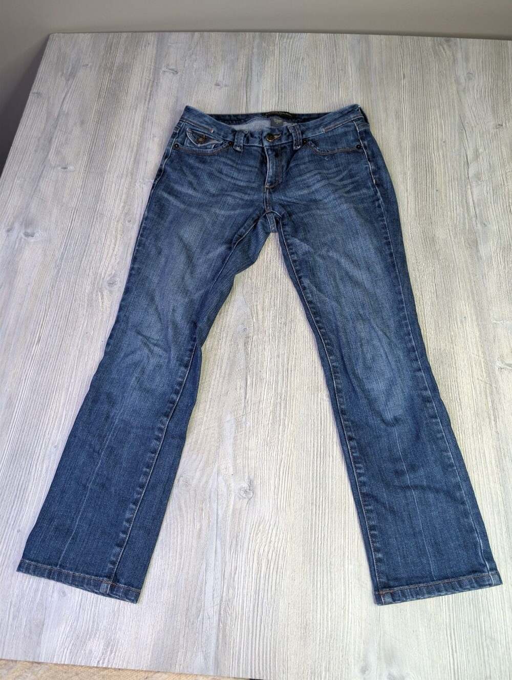 Banana Republic Women's Dark Wash Low-Rise Straight Leg Jeans‎ Size 2